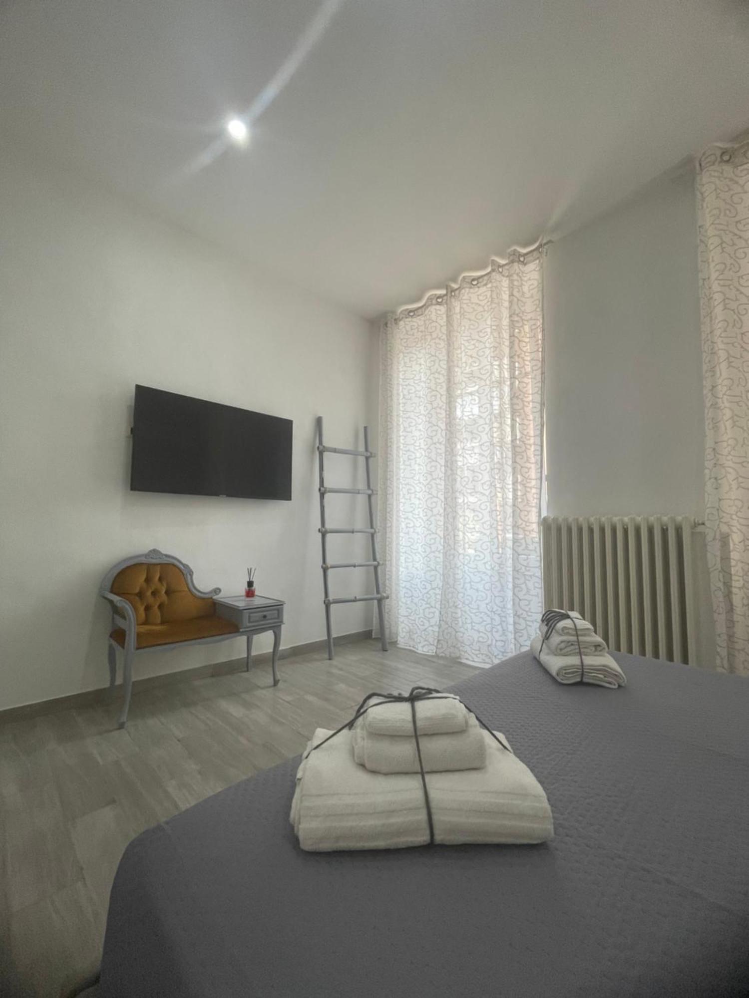דירות אסטי La Casa Nel Viale מראה חיצוני תמונה