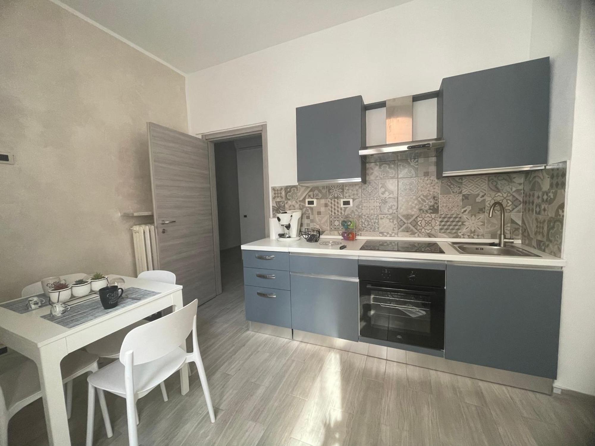 דירות אסטי La Casa Nel Viale מראה חיצוני תמונה